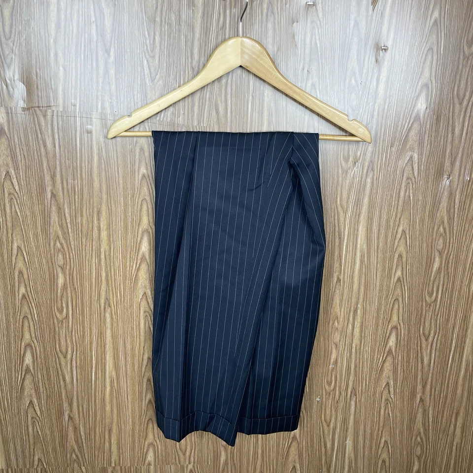 Ermenegildo Zegna 2 Piece Suit Mens 40R 34x28 Black Striped 100% Wool Italy Made - Image 2 of 4