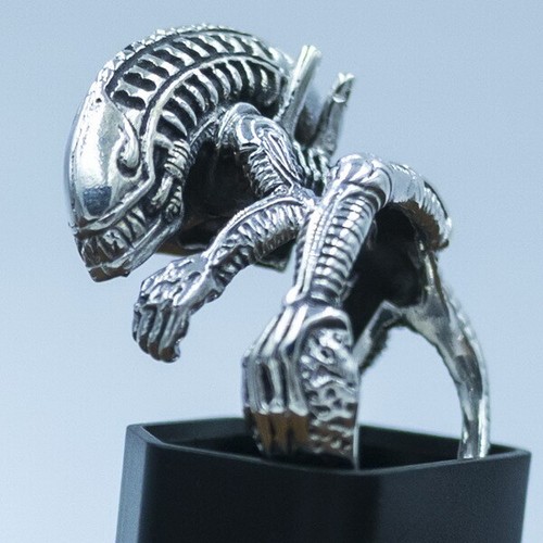 21g schwerer großer AVP Alien vs Predator Biker Schädel 925 Sterlingsilber Herrenring - Bild 5 von 12