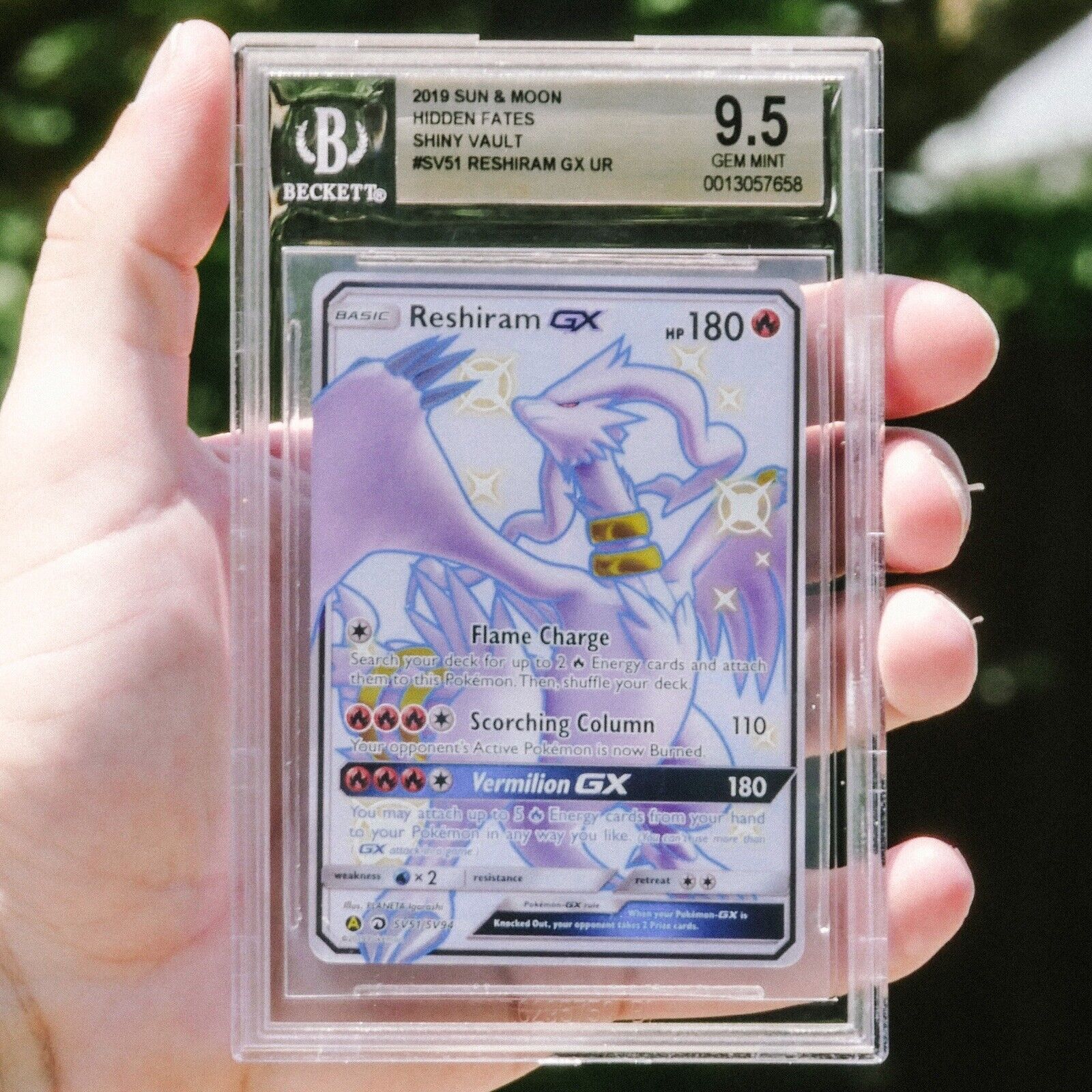 Reshiram GX SV51/SV94 Sun & Moon Hidden Fates PSA MINT 9