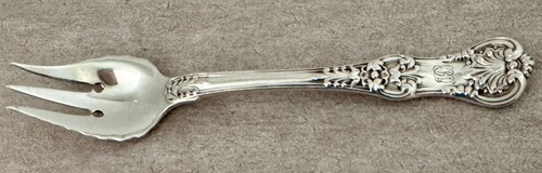 TIFFANY ENGLISH KING STERLING 6 1/2" ROUND HOLE 3 TINED FISH OR SALAD FORK