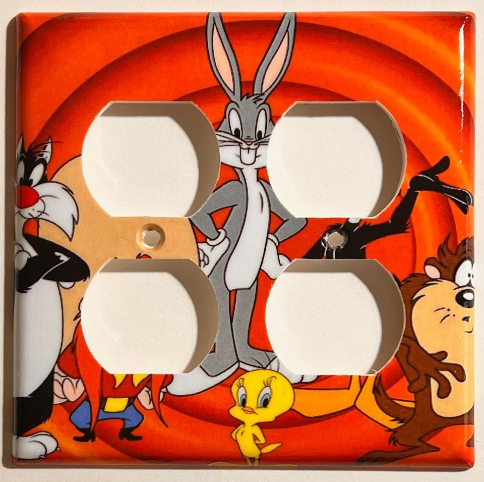 Looney Tunes Bugs Bunny Tweety Toggle Outlet Light Switch Wall Cover 