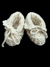 Handmade Chunky Knit Cream Color Infant/Baby Booties, Tie Closure