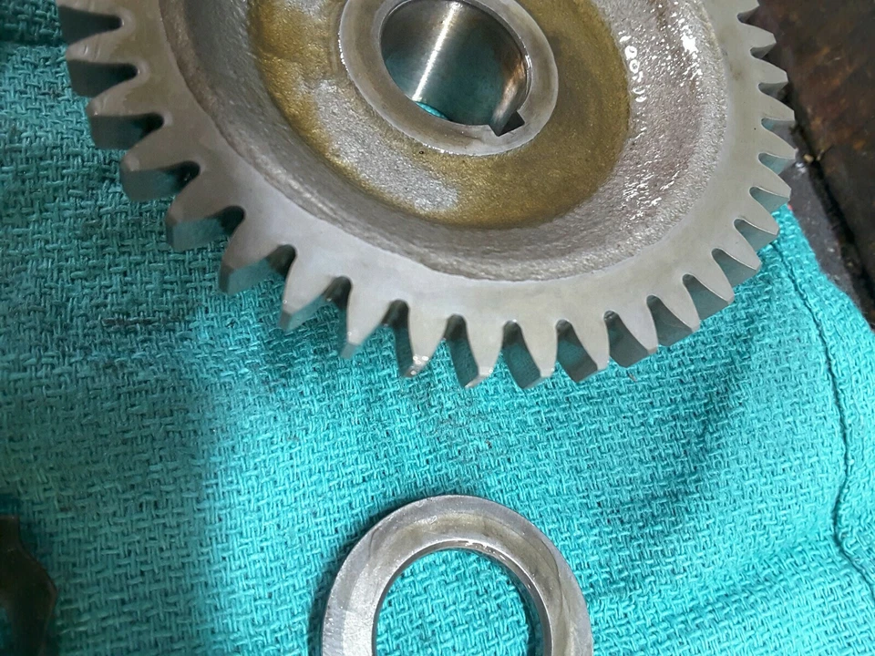 1987 Yamaha SRX-250 SRX250 SRX 250 OEM balance shaft drive gear counter balance  - Image 2 of 4