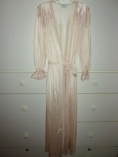 Vtg Lorraine lite pink poly satin lace accents long robe M see measurements
