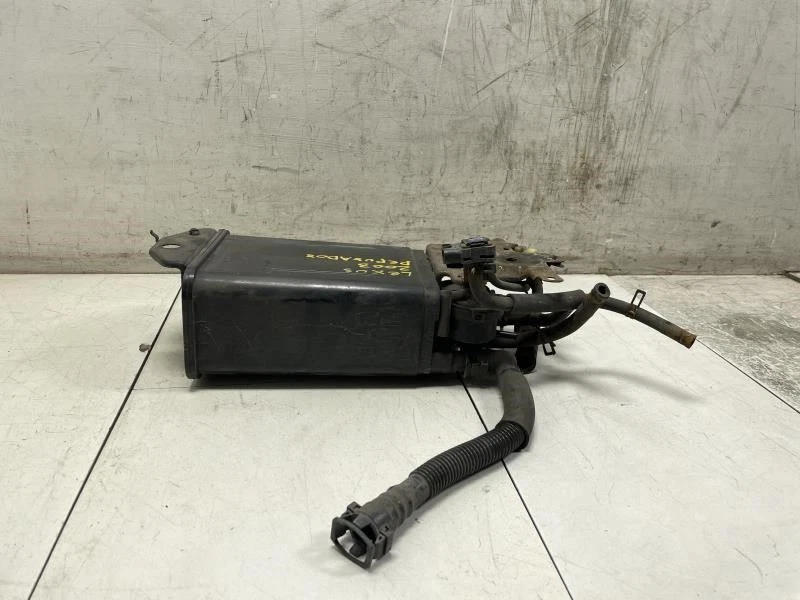 Lexus Es300 2003 bote de vapor de combustible OEM+ Foto 4 de 4