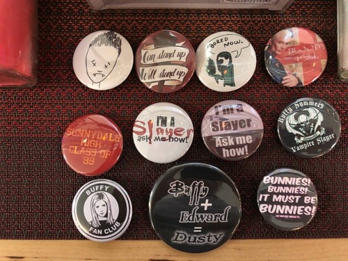 Buffy The Vampire Slayer Giles Funko Pop #596 vinilo abovedado. + Velas y botones - Imagen 4 de 10