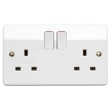 5 x MK K2747 Double Socket Twin 2 Gang 2G Switched White Plug Socket 13A