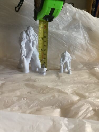 White HO Scale Bigfoot Yeti Skunk Ape White Custom 3d Print Abominable Snowman - Picture 5 of 12