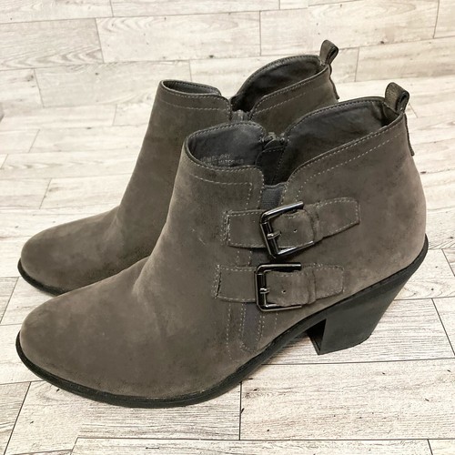 Nicole Boots Women 10M Gray Scurry Stacked Heels Accent Buckle Straps Side Zip - Picture 2 of 19