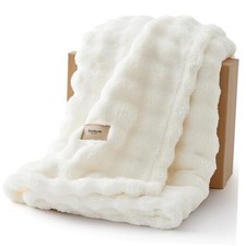 3D Bubble Blanket for Couch - GentleSoft White Throw Blanket for Sofa Bed