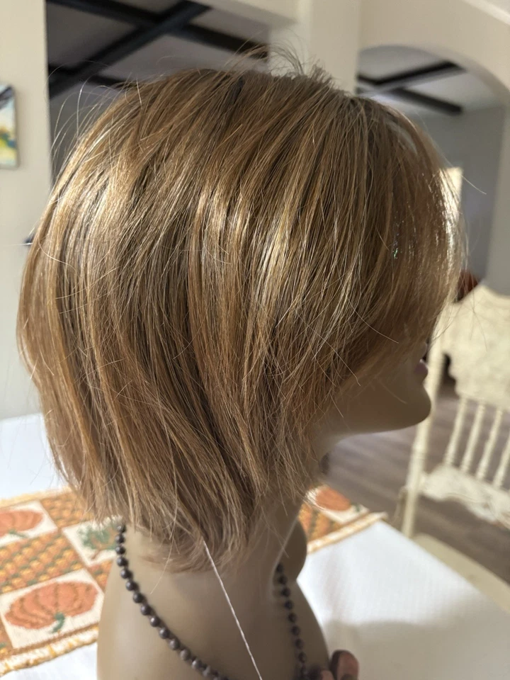 Peluca Monofilamento Tressallure Chloe Sugar Brûlée Talla Promedio Foto 4 de 4