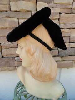 Vintage Ladies Woman 1940s Black Velvet Tilt Hat Back Flap Classic Unique Design