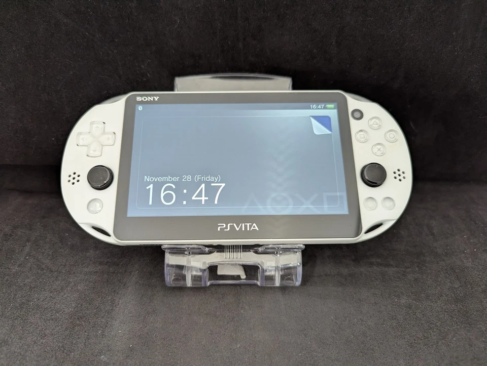 B976 Sony PS Vita PCH-2000 console Glacier White Handheld system w/box memory fx - Image 2 of 4