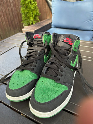 Nike Air Jordan 1 Men s High Top Leather Sneakers Black/Green Lace-Up