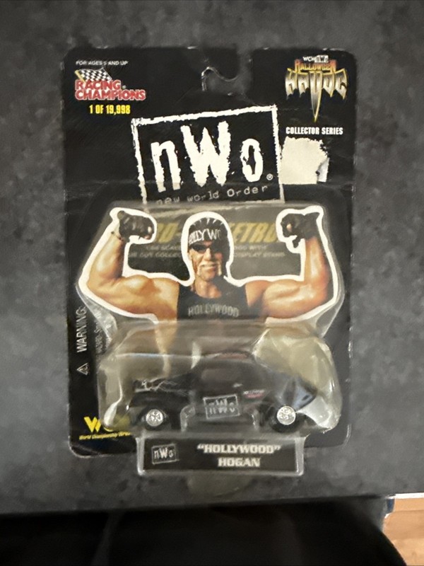 WCW/NWO Nitro Street Rods 1998 Racing Champion nWo Hollywood Hulk Hogan