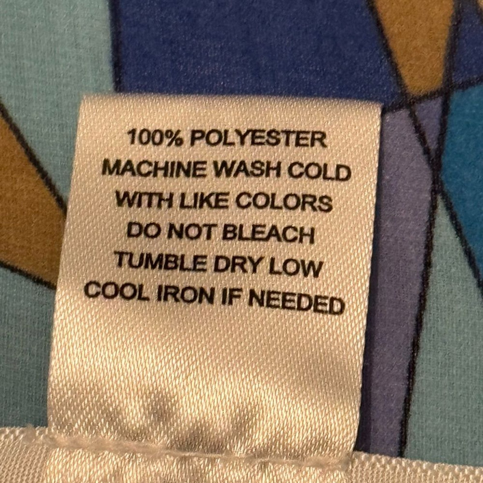 Abstract Geometric Pattern Scarf - image 3