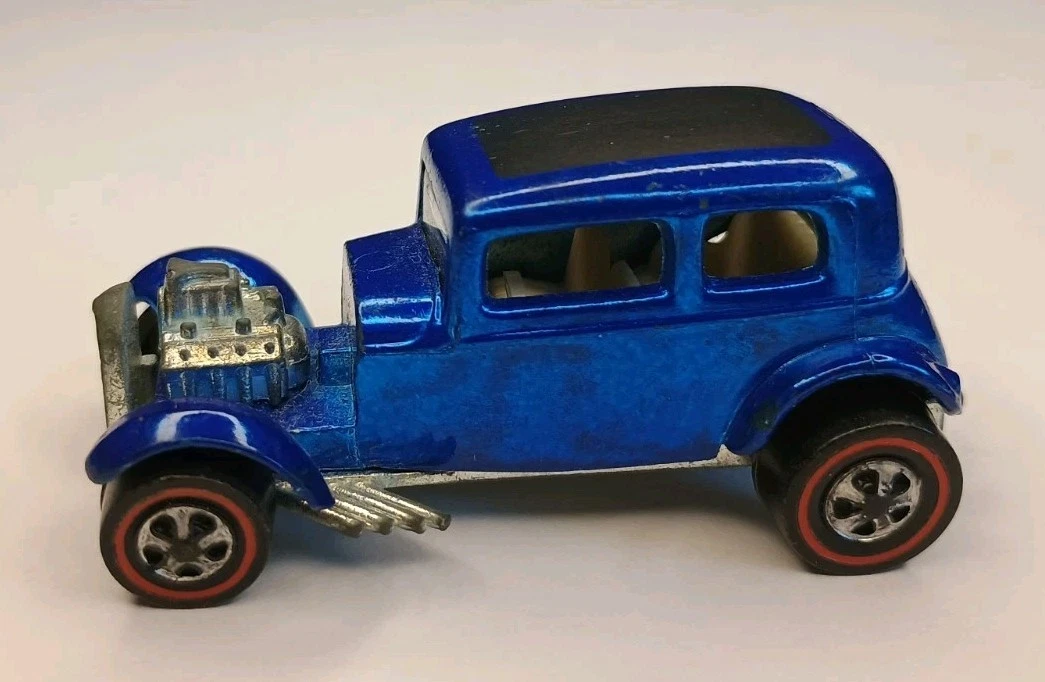 Hot Wheels Ford 1932 Vehicle Year Vintage Manufacture Diecast Cars