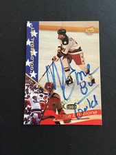 MIKE ERUZIONE AUTOGRAPHED 1995 # 12 SIGNATURE ROOKIE  CARD. rookie card picture