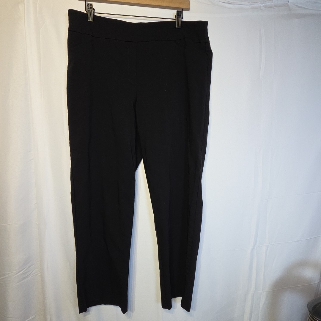 Alfred Dunner Size 16 Black Pull On Cropped Pants Elastic Waist Stretch