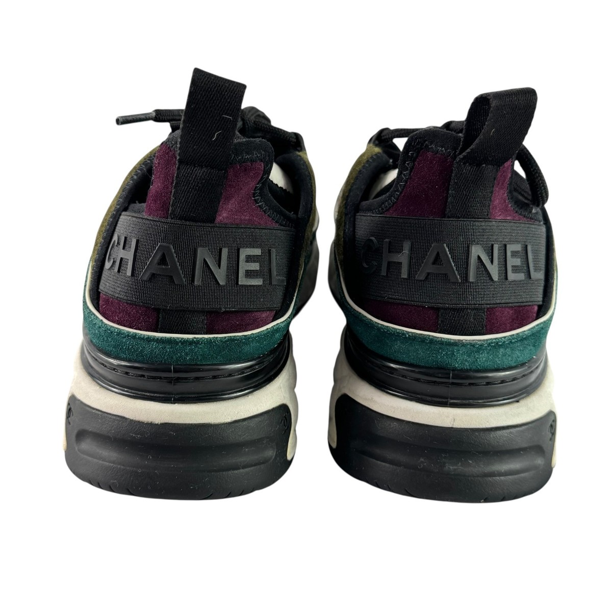CHANEL G39070 Multicolor Suede Leather CC Interlocking Low Top