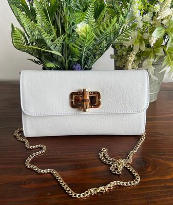 Mary Tasche Clutch und Schultergurt weiß Echtleder Bambus Zeremonie
