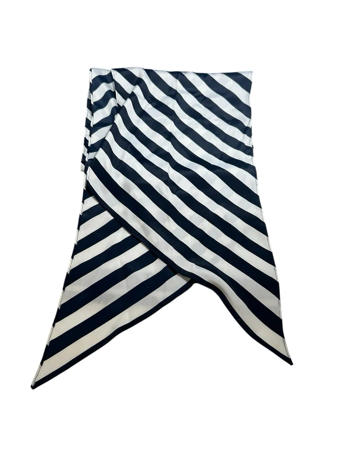 Bufanda de Colección Azul Marino Oscuro y Blanco Diagonal a Rayas Cuello Rayón Extremo en Ángulo 10"x64" Foto 2 de 4