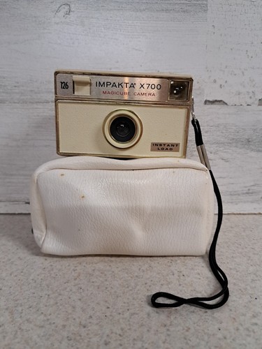 Vintage IMPERIAL IMPAKTA X700 126 INSTAMATIC CAMERA With White Case UNTESTED  - Picture 1 of 8