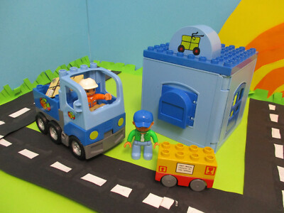 (RB 5/4) LEGO Duplo Parcel Service Set Car Figures Packages 