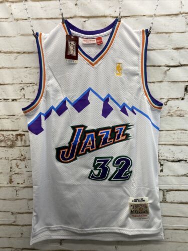 91-92 Karl Malone #32 Jazz Mens XS Mitchell & Ness Platinum White