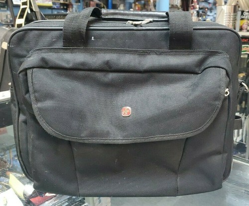 SWISS ARMY GEAR LAPTOP COMPUTER CASE 