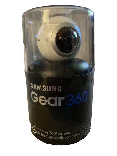 SAMSUNG GEAR 360 CAMERA SM-R210 WHITE - Tested Working w/ 32GB