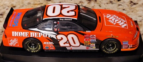 2002 #20 Tony Stewart Home Depot Pontiac Grand Prix Atlanta Raced Win 1:24 - Picture 6 of 13