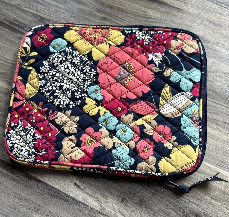 Vera Bradley Quilted Floral Happy Snails Tablet Sleeve Zip Case 10”x8” Colorful - Image 2 of 4
