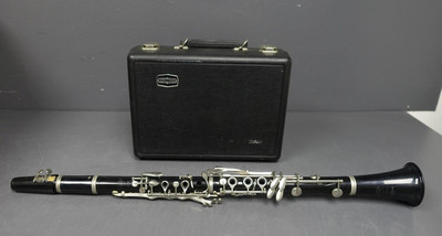 Bundy Selmer 577 Resonite Clarinet w/ Carrying Case Band Student USA 1447863