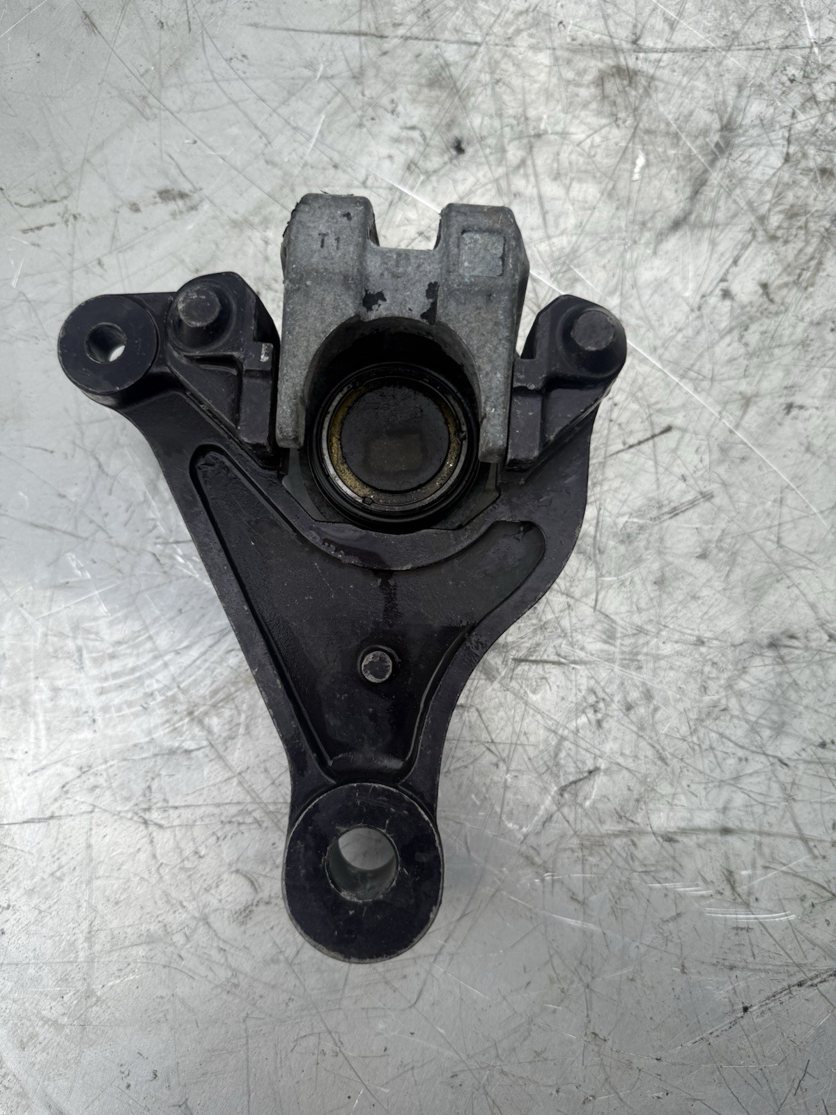 Kawasaki Z750 Z 750 Brake Caliper Calliper Lines Bracket OEM Genuine Mount