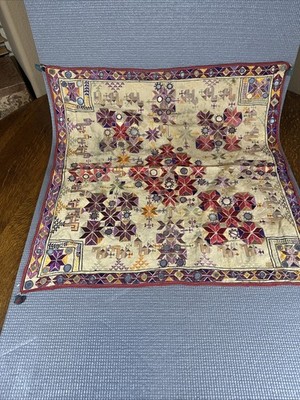 Mirrored Linen And Silk Thread Textile 23 x23 