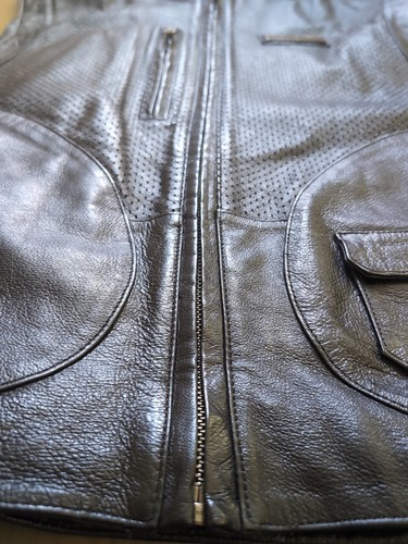Harley Davidson 2XL Men's PERFORATED D-Pocket Leather Motorcycle Riding Vest - Picture 7 of 20