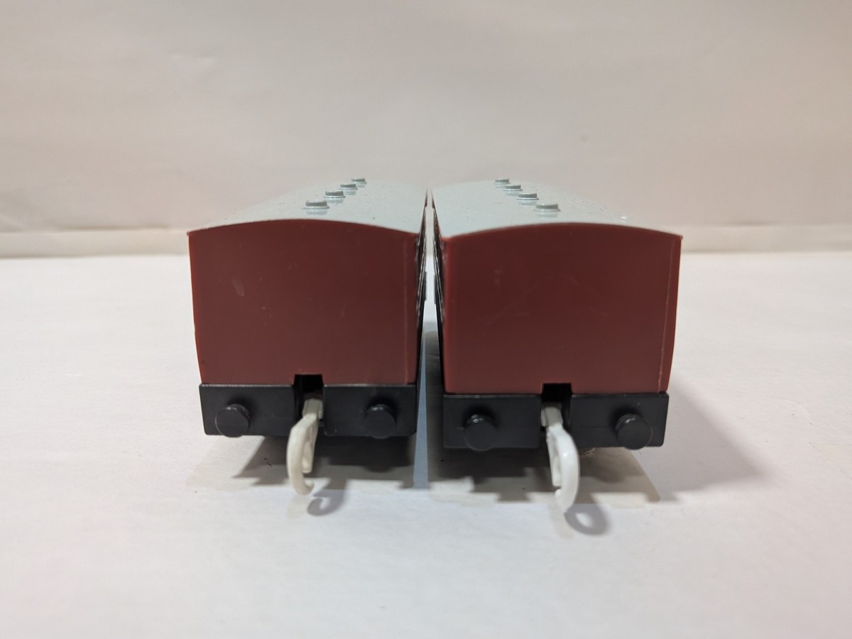 Thomas & Friends TOMY Plarail Trackmaster Oliver Passenger Coach