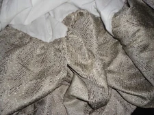 ROSE TREE SIENNA HERRINGBONE BRONZE/NEUTRAL (1) QUEEN BEDSKIRT 18" SPLIT