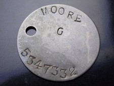 Relic WW2 RAC RTR dogtag - Berkshire Regiment - MOORE 5347332
