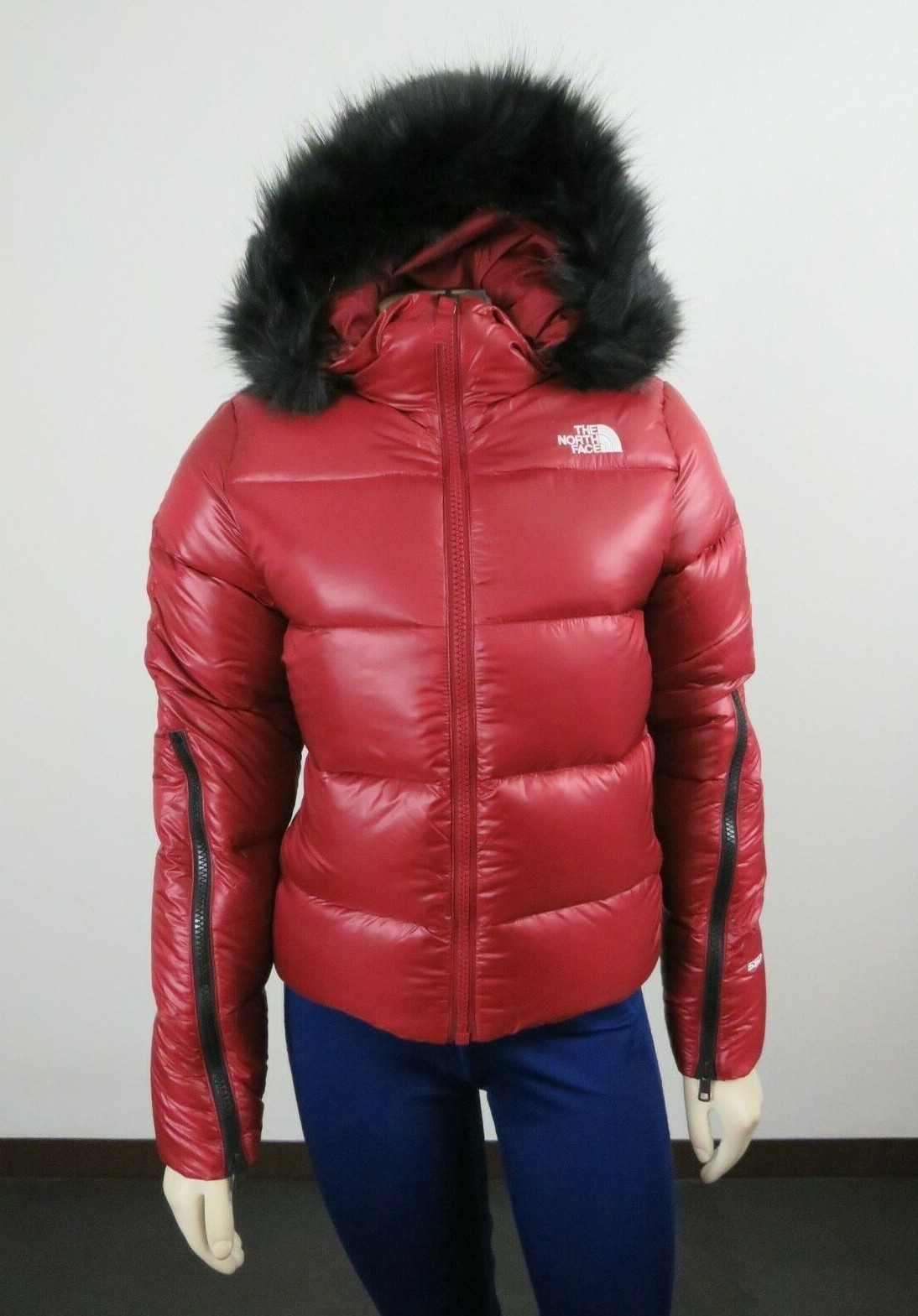 The North Face Women's Glades Short Down Jacket, XS, Pomegranate