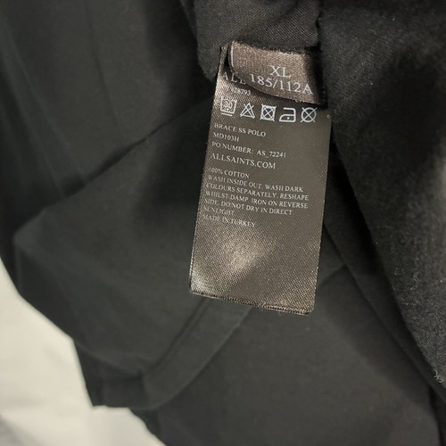 Camisa polo All Saints para hombre talla grande con tirantes manga corta logotipo bordado negra - Imagen 3 de 8