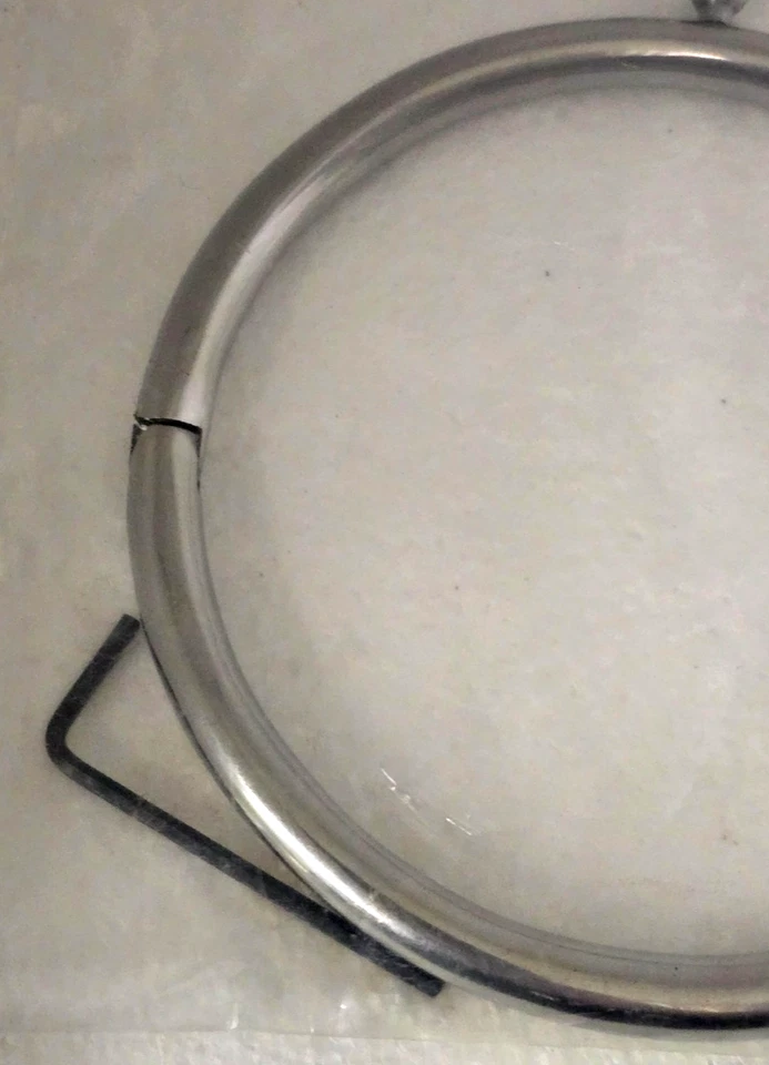 COLLAR REDONDO ACERO INOXIDABLE de Rouge con llave Allen (RRC065) Foto 3 de 4