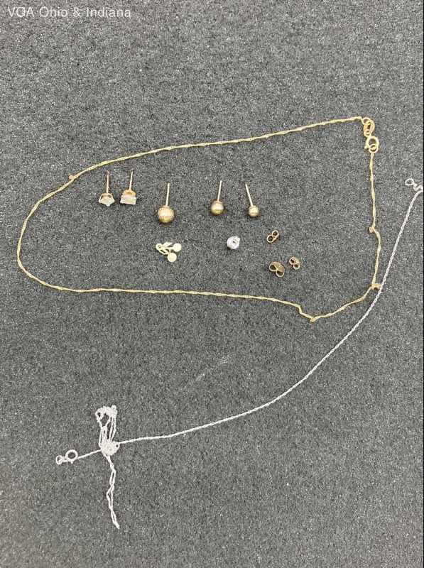 2.5g 14K Gold Precious Metal Scrap Jewelry Lot Chains Earrings