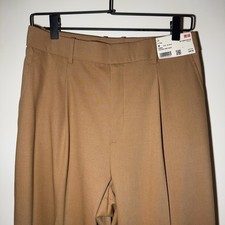 NWT UNIQLO Wide-Fit Pleated Pants - Beige - Size Medium (Hemmed)