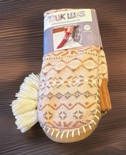 NEW Muk Luks Women  s L/ XL Fair Isle Beige Non-Slip Bed Slipper Socks Pair