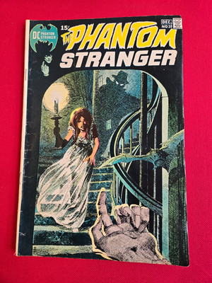 The Phantom Stranger #10 (12/70) Bronze-Age DC Comic   Neal Adams Cover