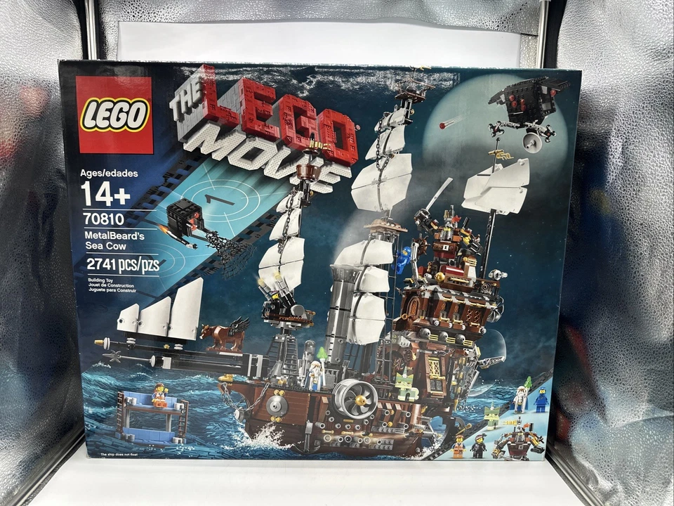 LEGO 70810 La LEGO Película MetalBeard's Sea Cow 2741 piezas 2014 Sellado Foto 3 de 4