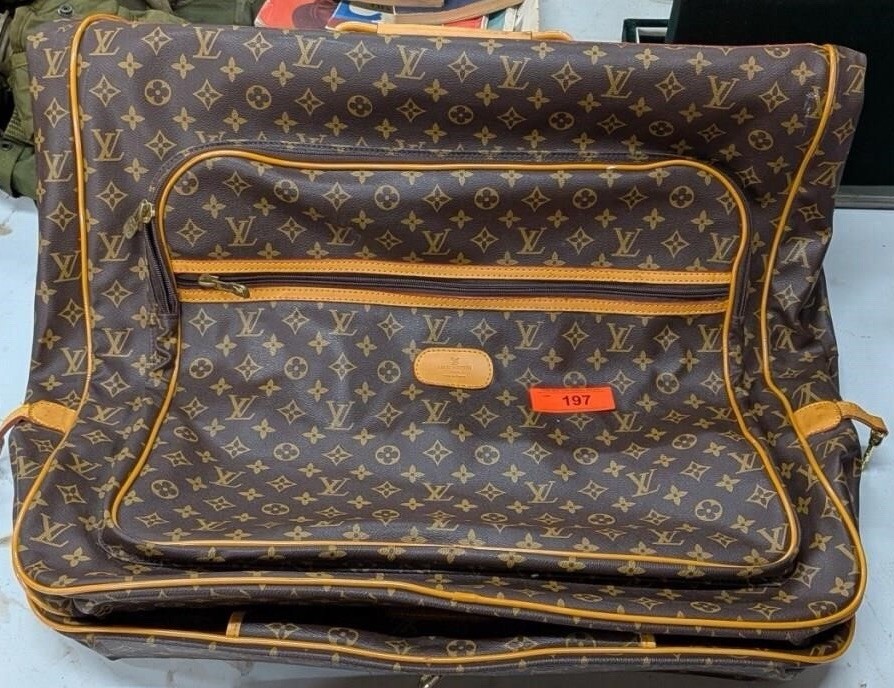 Louis Vuitton Garment Travel Bag