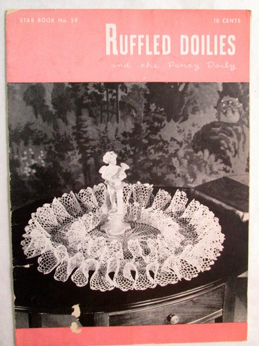 1943 Laces + Edgings / 1948 Ruffled Doilies / Enterprise Cotton Yarn No.9301 - Picture 2 of 12